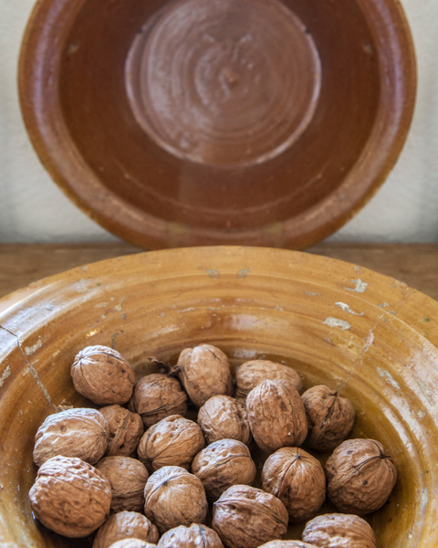 Seasoned Walnuts with Dark Chocolate Balsamic Glaze
